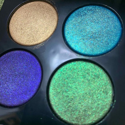 BLITZ ASTRAL QUAD/PAT McGRATH LABS/アイシャドウパレットを使ったクチコミ(4枚目)