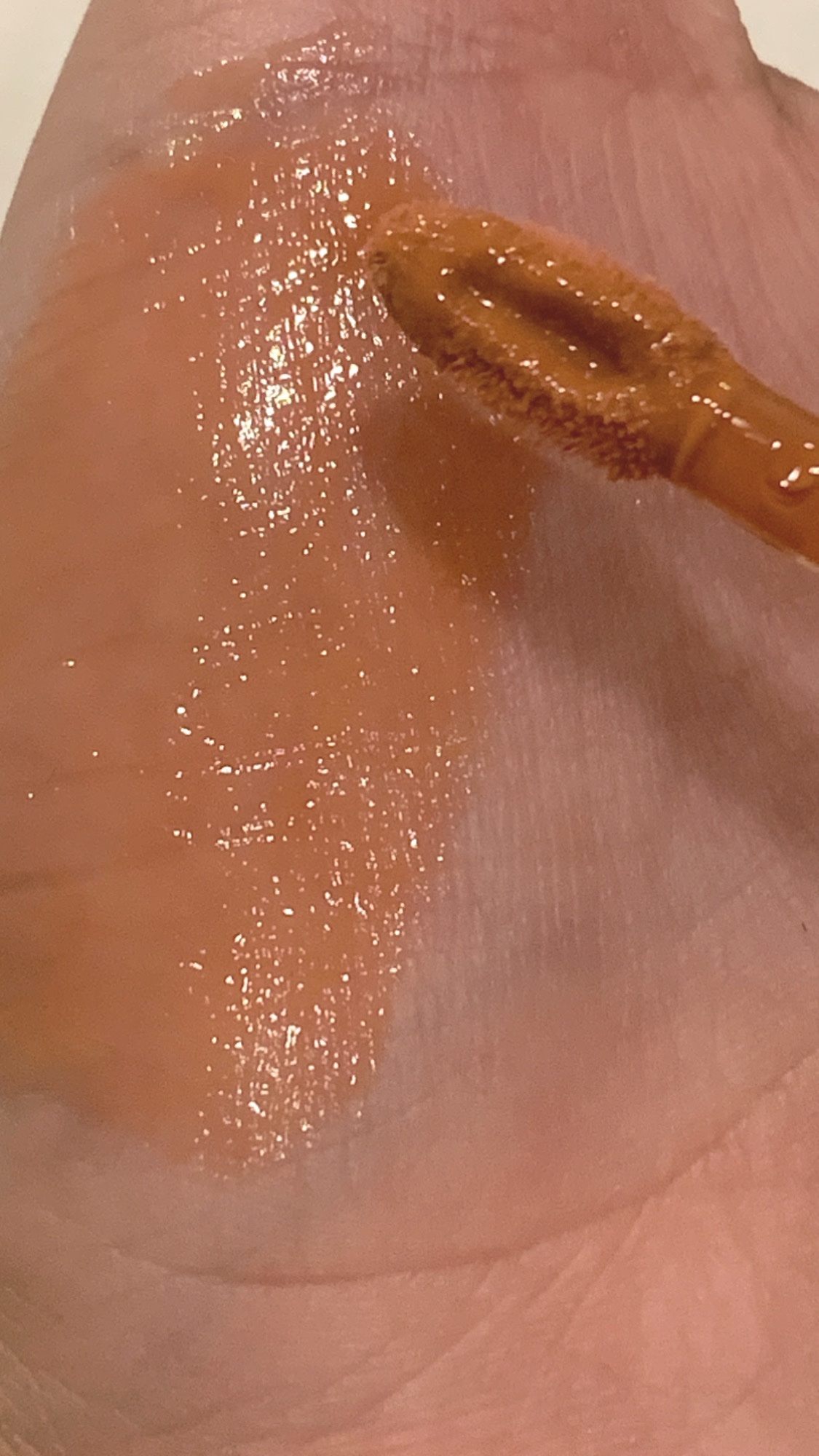 ミネラルティントオイル #03 フリッカーヌード/4U2/リップティントを使ったクチコミ（3枚目）