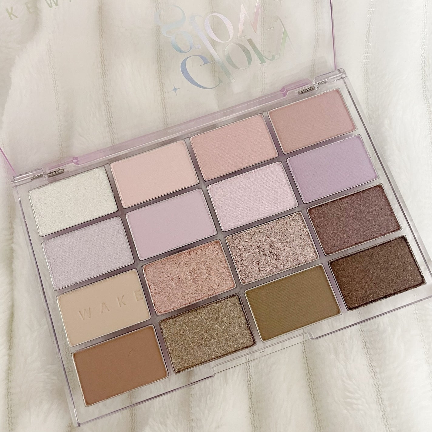 ソフトブラーリングアイパレット/wakemake/アイシャドウパレットを使ったクチコミ(2枚目)