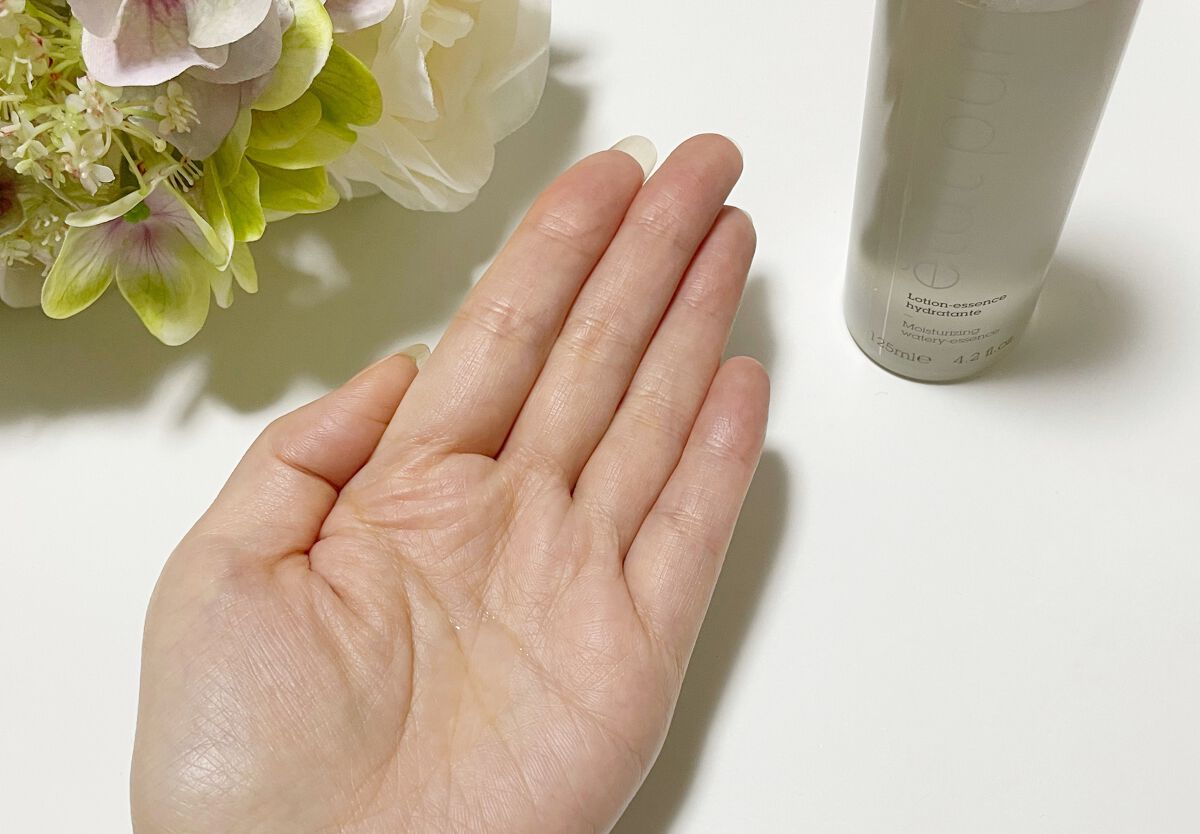 モイスチャライジング ウォータリーエッセンス/エタピュール/ブースター・導入液を使ったクチコミ（2枚目）