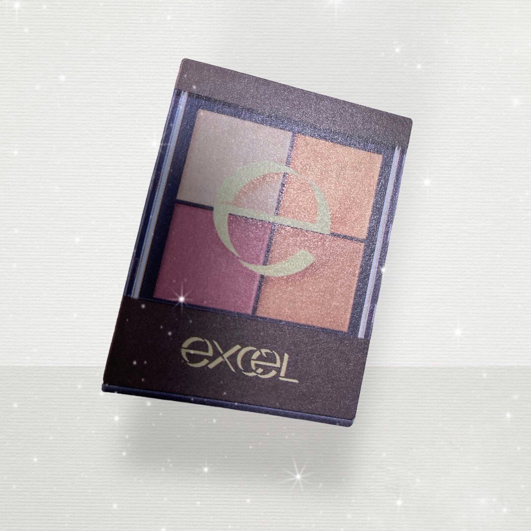 【excel
リアルクローズシャドウ 
CS14 シナモンスエード】

しっとり粉質で、
きめ細やかなラメが上品💕

自然な陰影を作り出し、
目元に深みと魅力をプラス💕

彩る度に豪華さもプラス💕

自然な日常メイクにも
パーティーメ