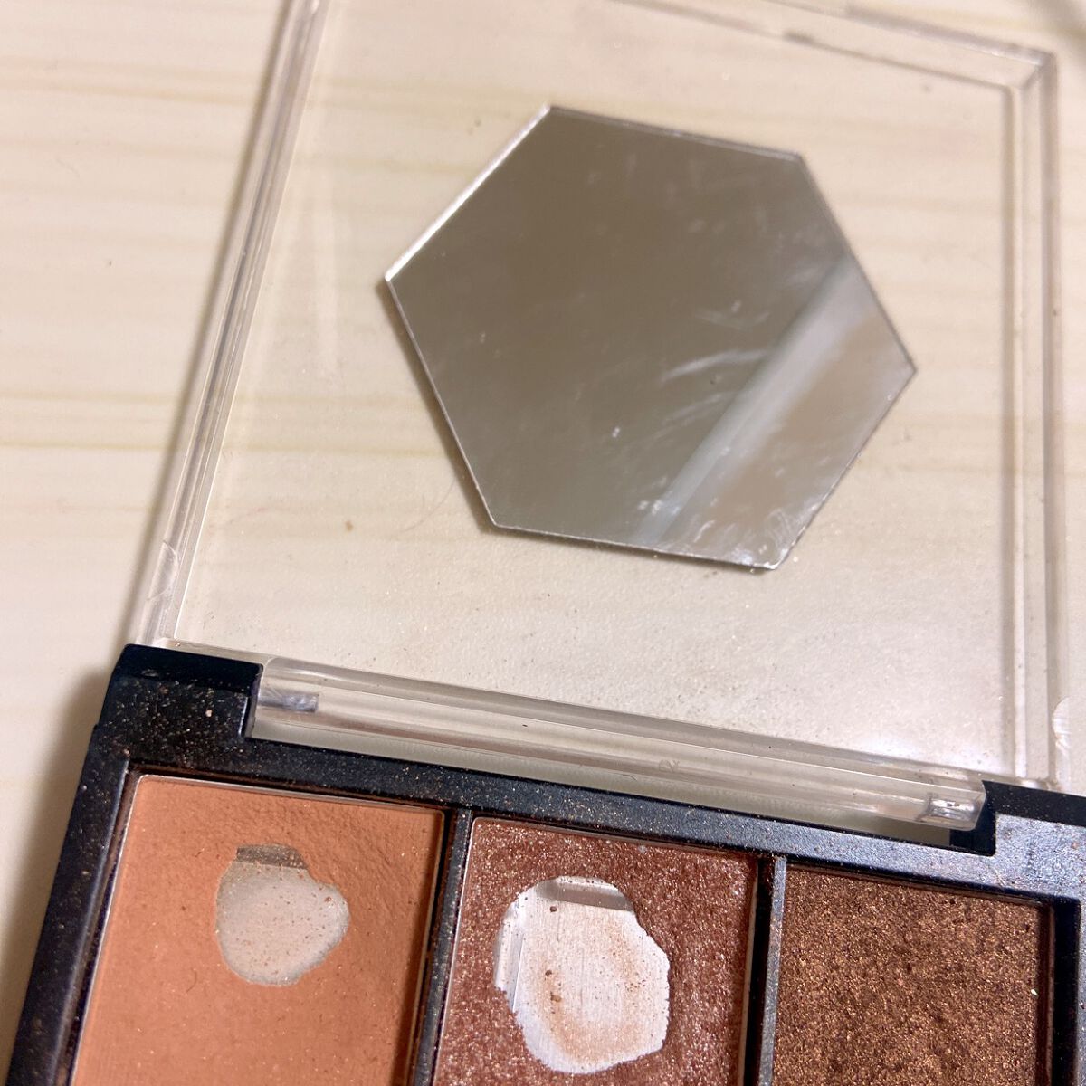 UR GLAM BLOOMING EYE COLOR PALETTE/U R GLAM/アイシャドウパレットを使ったクチコミ(3枚目)