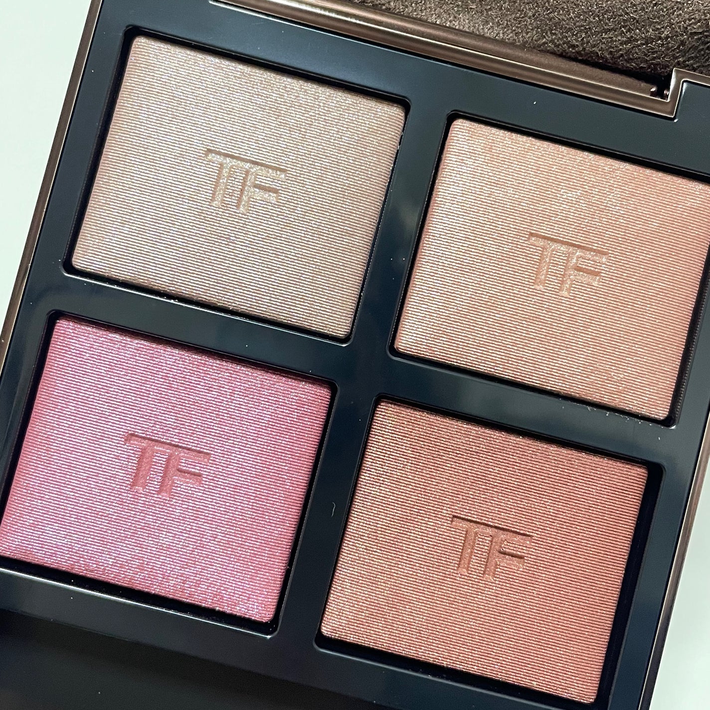 アイ カラー クォード/TOM FORD BEAUTY/アイシャドウパレットを使ったクチコミ(2枚目)