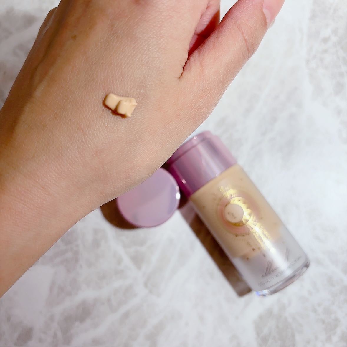 コラーゲンモイスチャースキンベース/illuN/化粧下地を使ったクチコミ（3枚目）