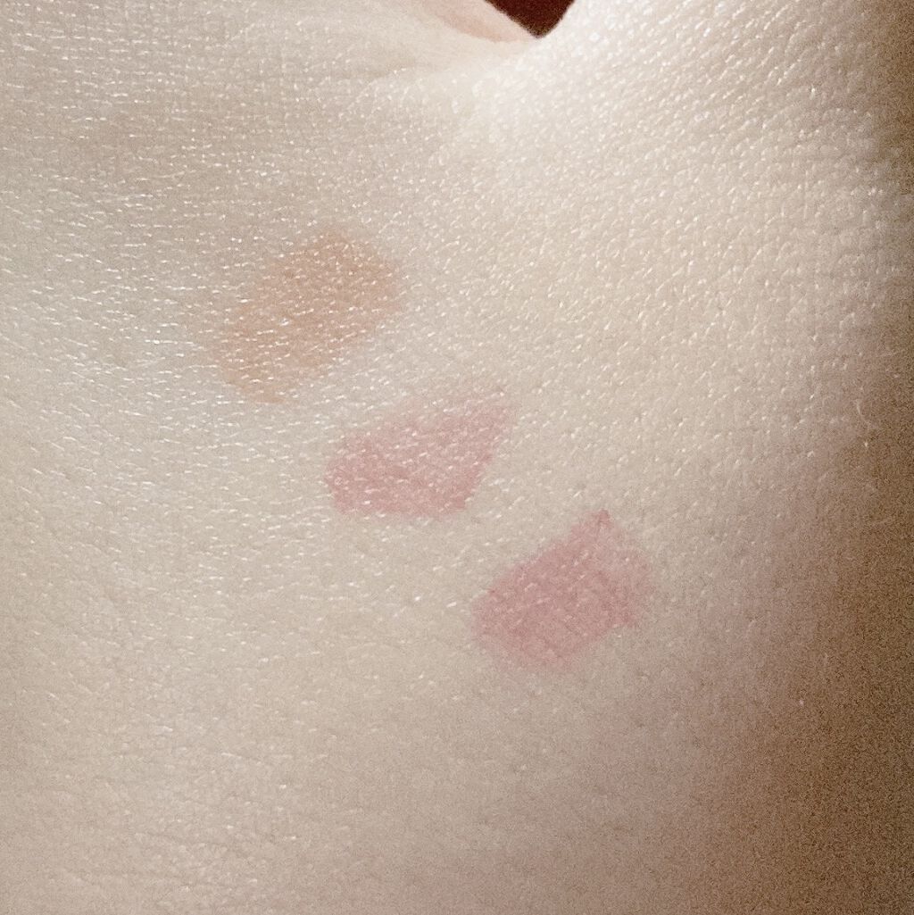 ウォータリーティントリップ/CEZANNE/リップティントを使ったクチコミ（3枚目）