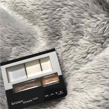 ブラウンシェードアイズN/KATE/アイシャドウパレットを使ったクチコミ(4枚目)