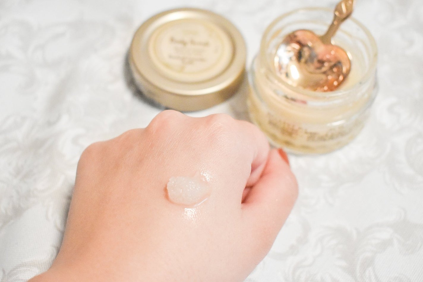 ボディスクラブ パチュリ・ラベンダー・バニラ/SABON/ボディスクラブを使ったクチコミ(3枚目)