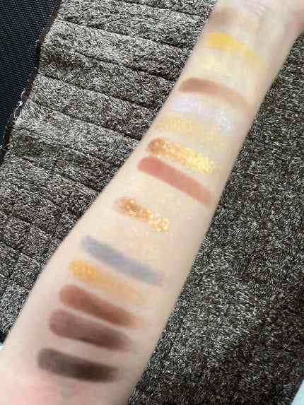 デザートメモリシリーズ 16色アイシャドウパレット/ZEESEA/アイシャドウパレットを使ったクチコミ(5枚目)