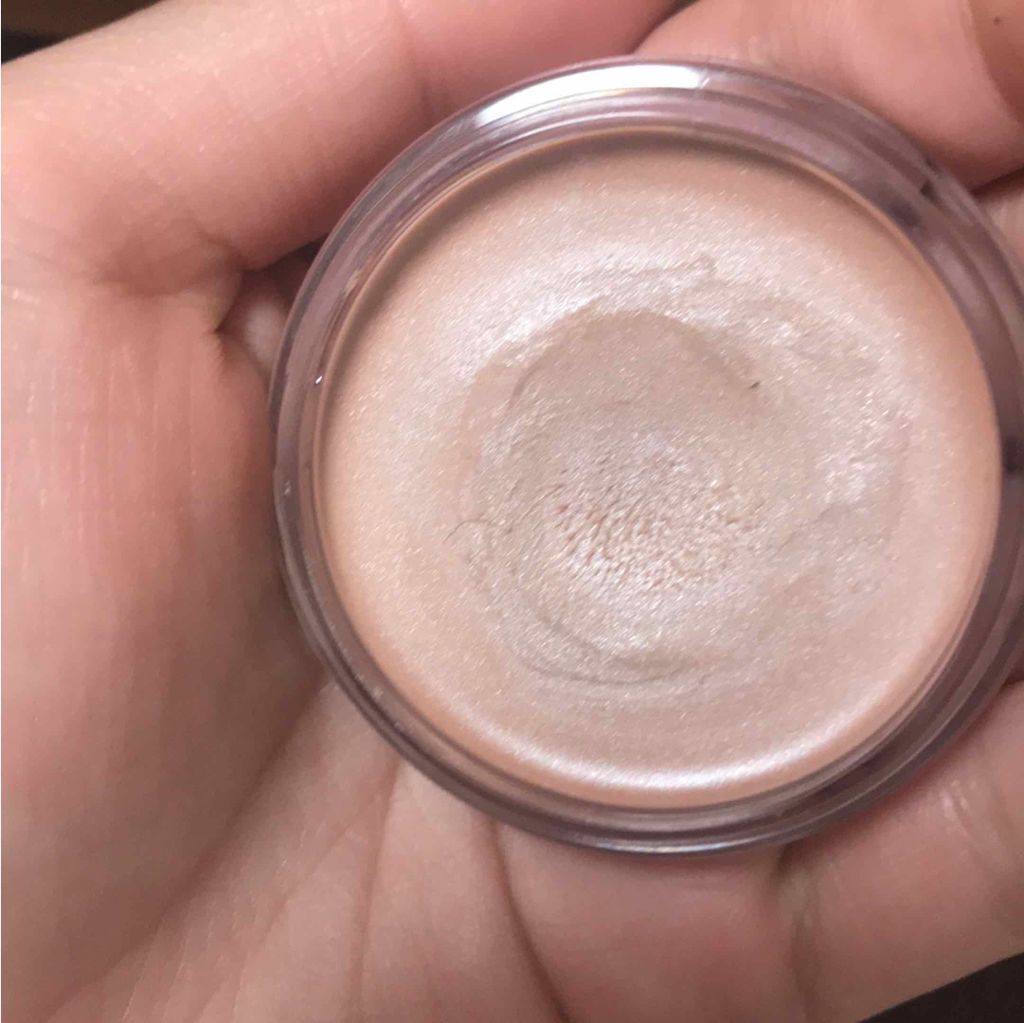 エアリータッチ ポイントビジュ/クラブ/クリームハイライトを使ったクチコミ(3枚目)