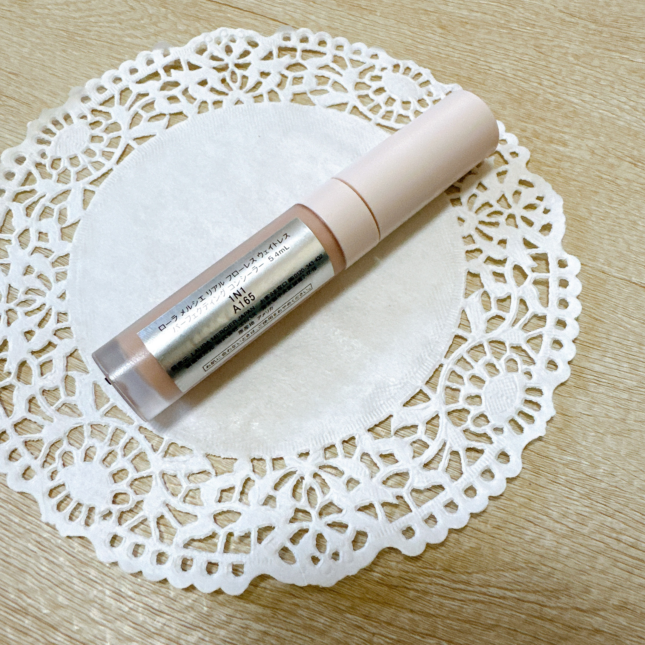 リアル フローレス ウェイトレス パーフェクティング コンシーラー/ローラ メルシエ/リキッドコンシーラーを使ったクチコミ（3枚目）