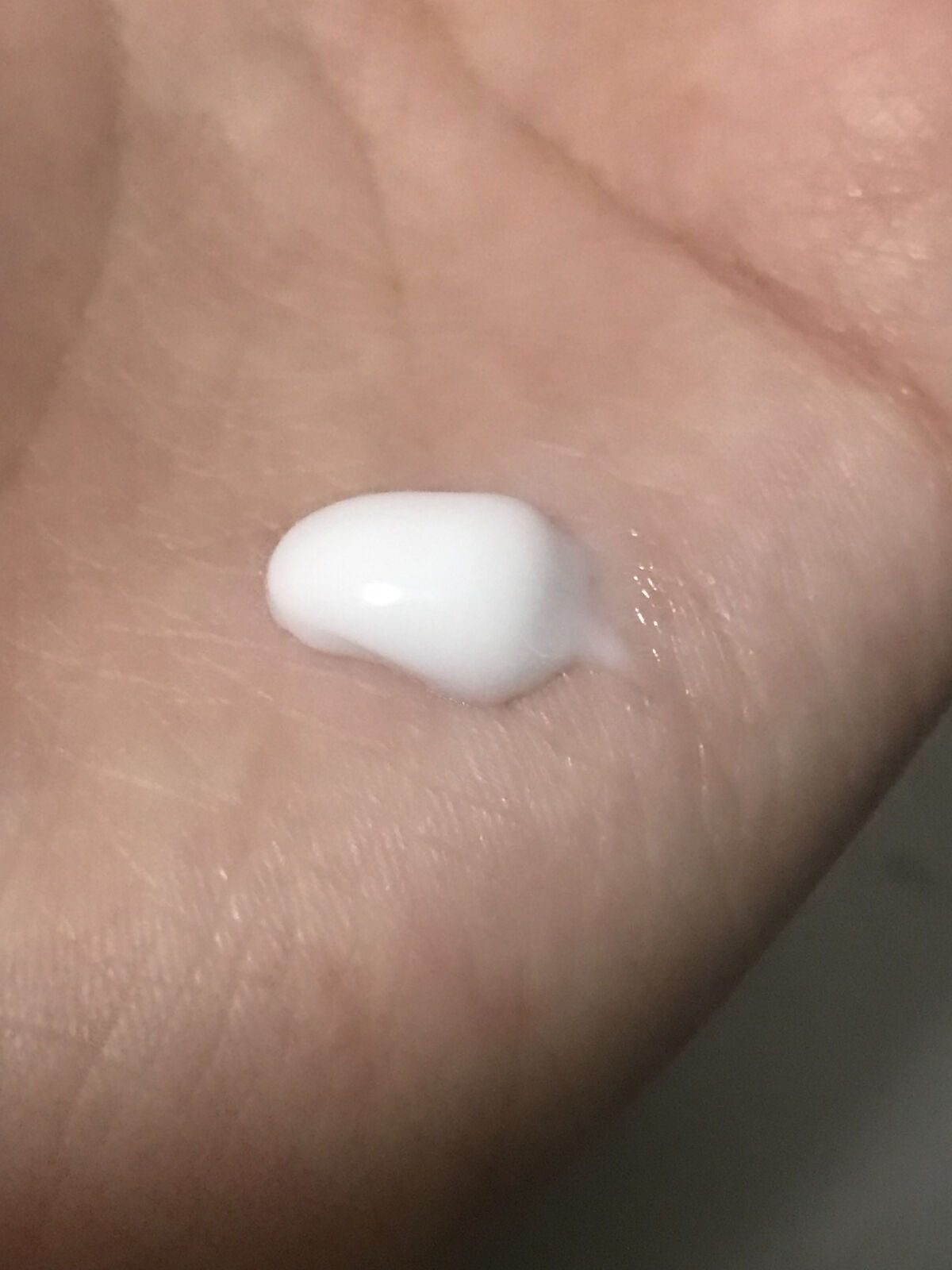 ディープリーエンリッチド ボディローション フローラルラベンダーの香り/ヴァセリン/ボディローションを使ったクチコミ（2枚目）