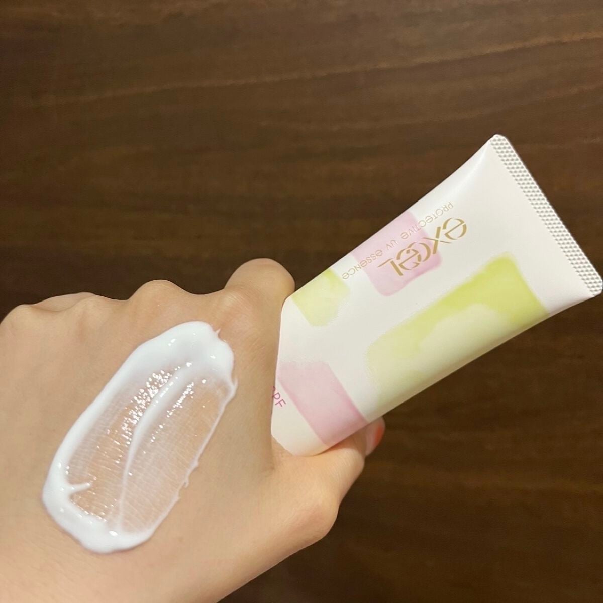 プロテクティブ UVエッセンス/excel/日焼け止めローションを使ったクチコミ(5枚目)