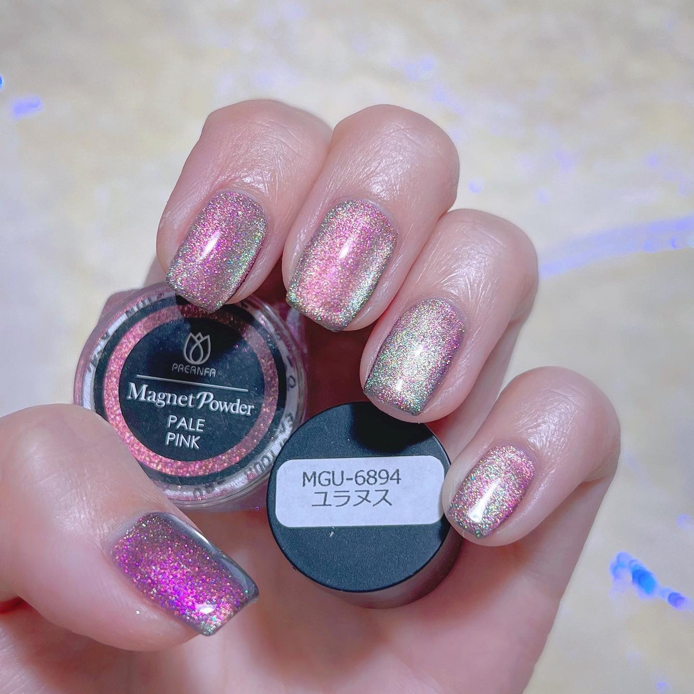 なかやまちえこ on LIPS 「マイネイルが過去一かわいいです❕⠀ヴェールを纏ったみたいなネイ..」(5枚目)