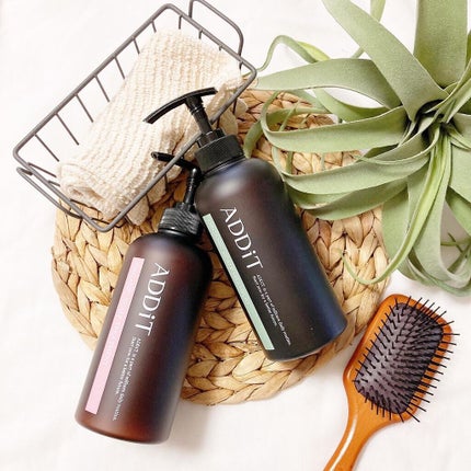 Rie_beauty on LIPS 「美しい髪は土台となる頭皮のケアが必要不可欠。健康的な美しい髪を..」(1枚目)