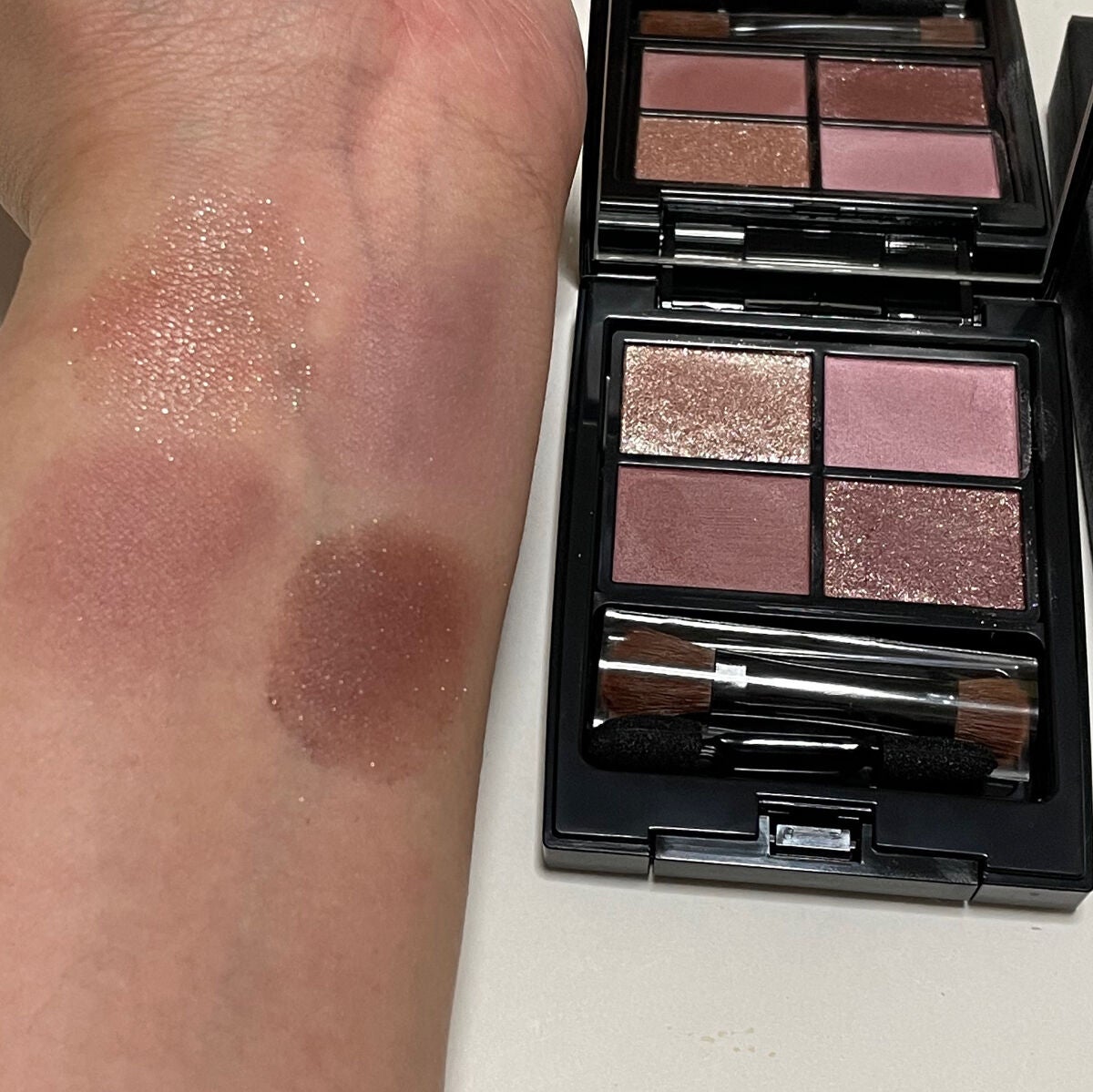 ミネラルクラッシィシャドー/エトヴォス/アイシャドウパレットを使ったクチコミ(2枚目)
