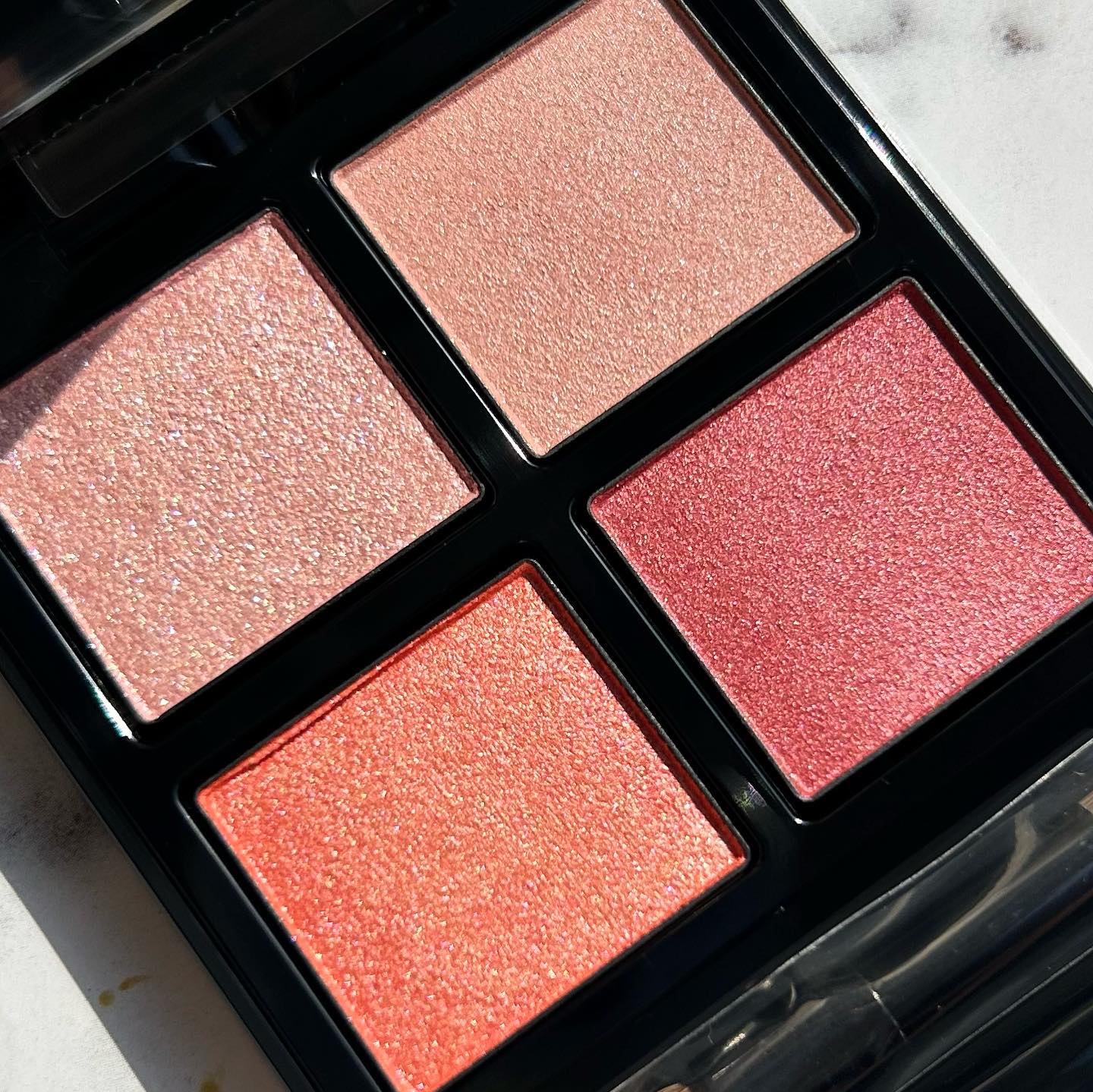 アディクション　ザ アイシャドウ パレット 102 Sun Dreaming/ADDICTION/アイシャドウパレットを使ったクチコミ（2枚目）