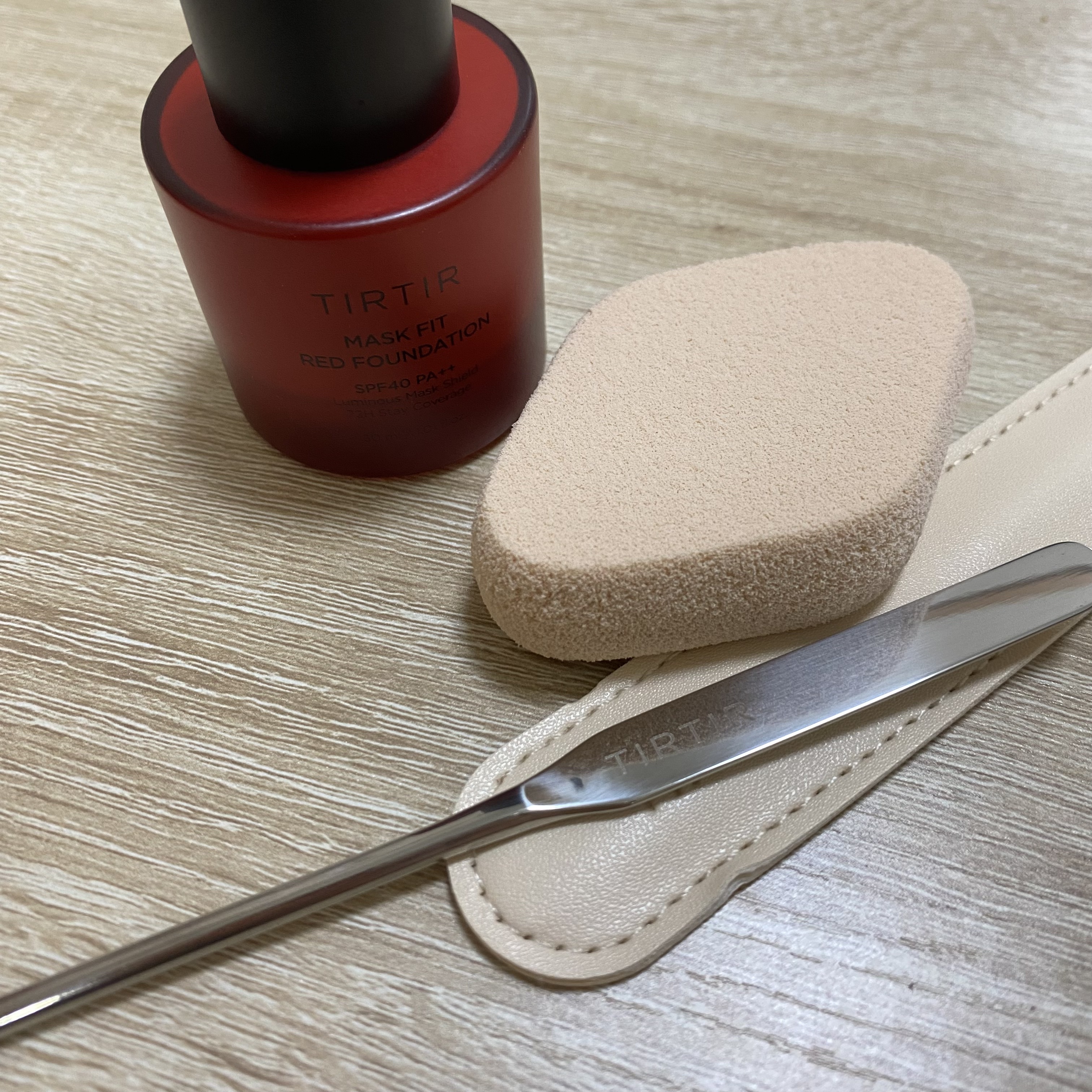マスクフィットレッドファンデーション/TIRTIR(ティルティル)/リキッドファンデーションを使ったクチコミ（3枚目）
