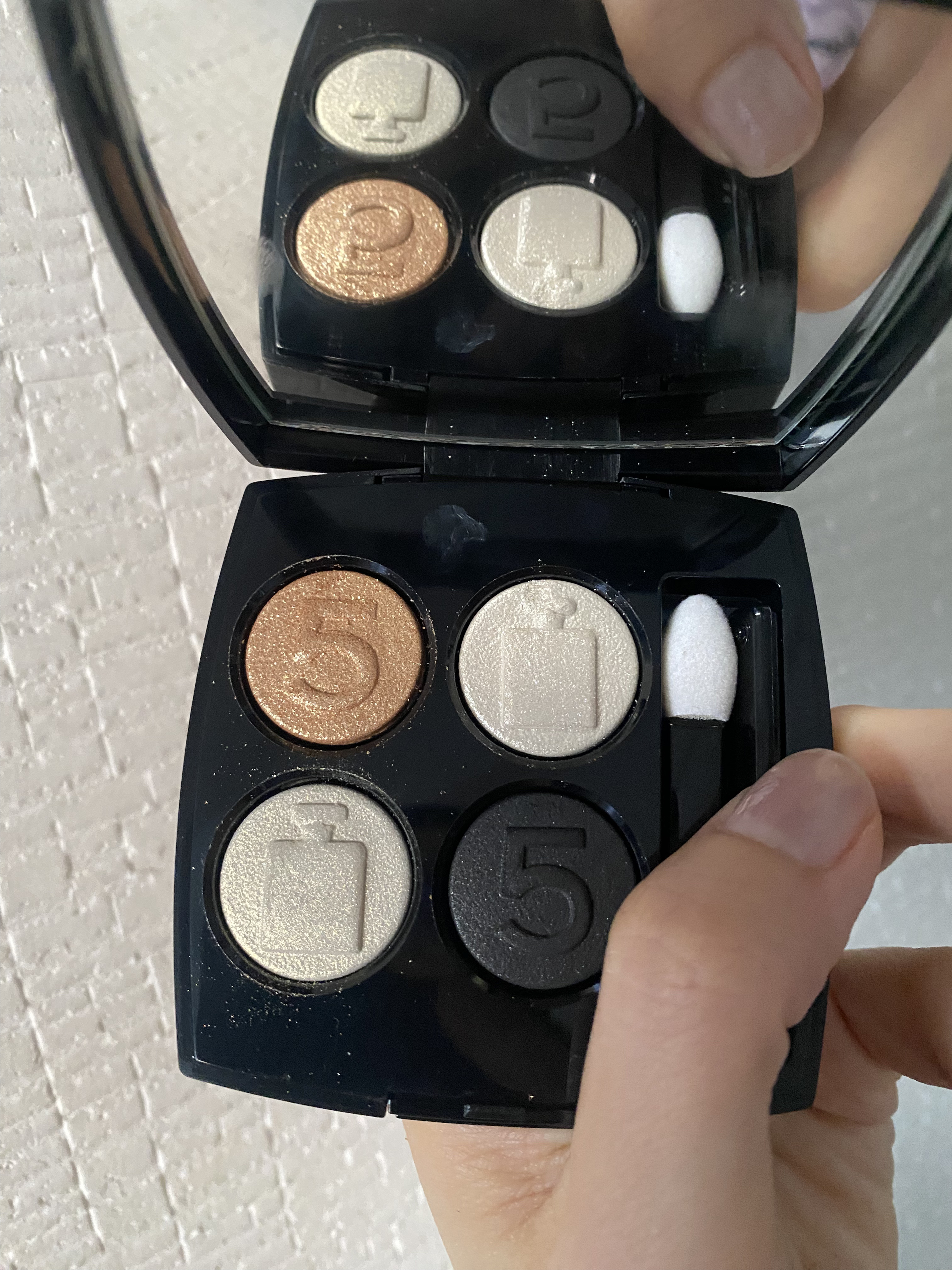 レ キャトル オンブル 005/CHANEL/アイシャドウパレットを使ったクチコミ（1枚目）