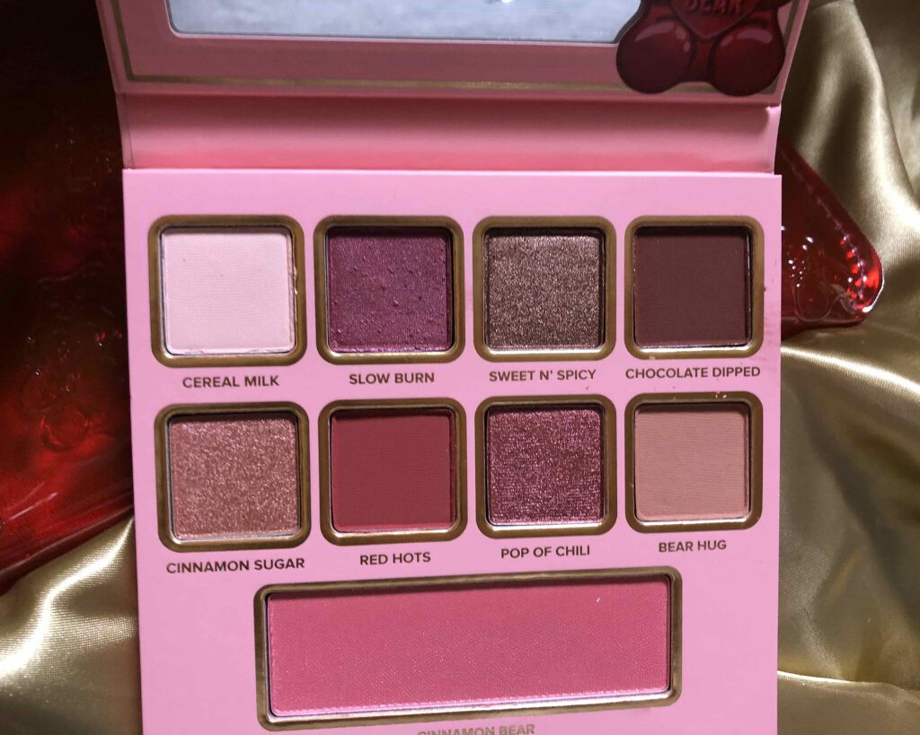 シナモン ベア メイクアップ コレクション/Too Faced/アイシャドウパレットを使ったクチコミ（3枚目）