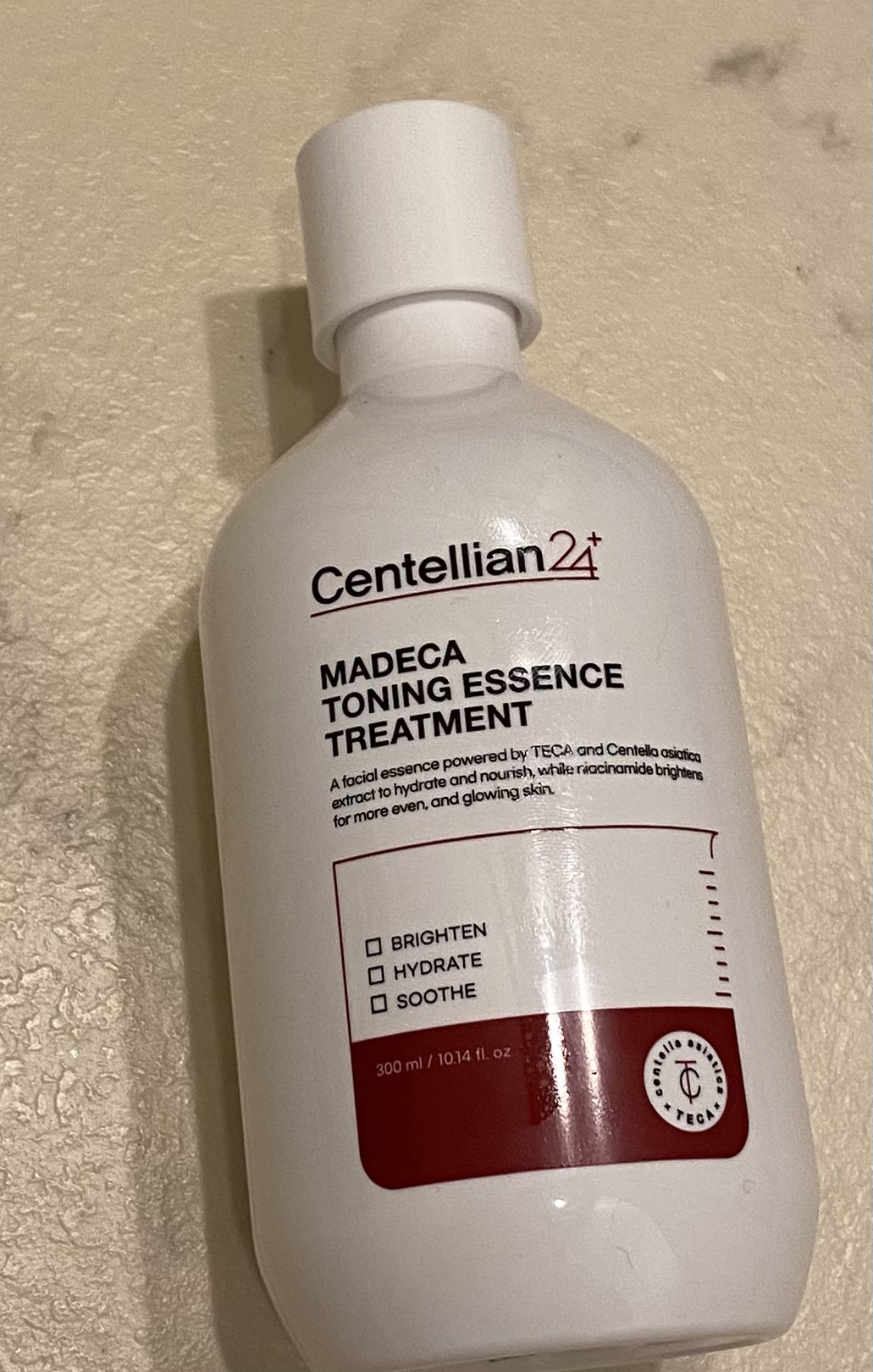 マデカ トーニング エッセンス トリートメント 300ml/センテリアン24/化粧水を使ったクチコミ（1枚目）