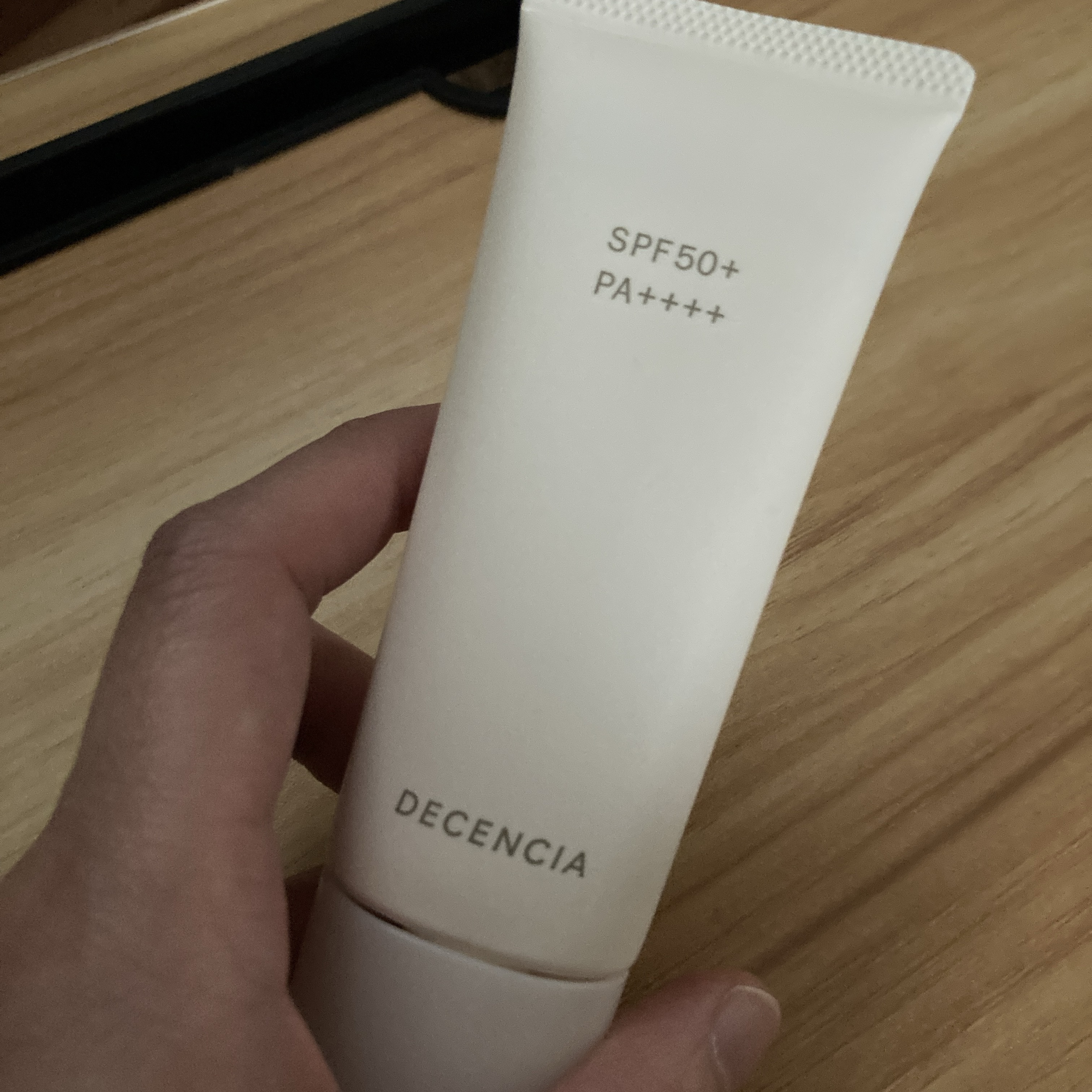 ディセンシア フローレス UVプロテクター/DECENCIA/日焼け止めローションを使ったクチコミ（1枚目）