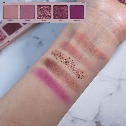 pressed powder palette/ColourPop/アイシャドウパレットを使ったクチコミ(5枚目)