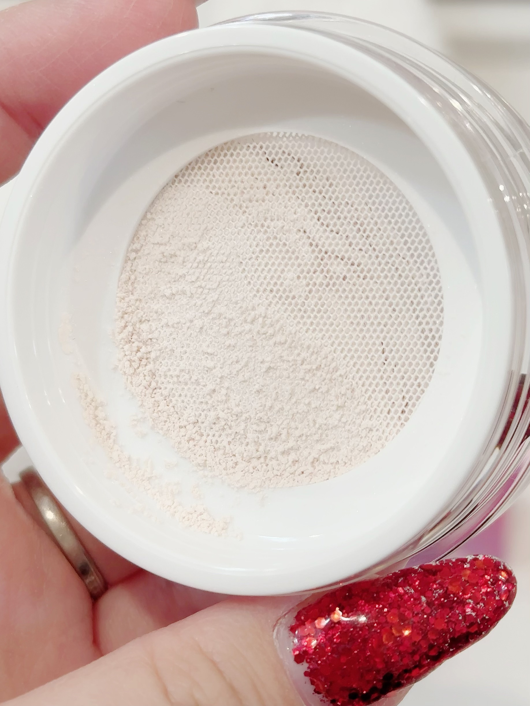 ルース パウダー 01 トランスルーセント/DAISY DOLL by MARY QUANT/ルースパウダーを使ったクチコミ（3枚目）