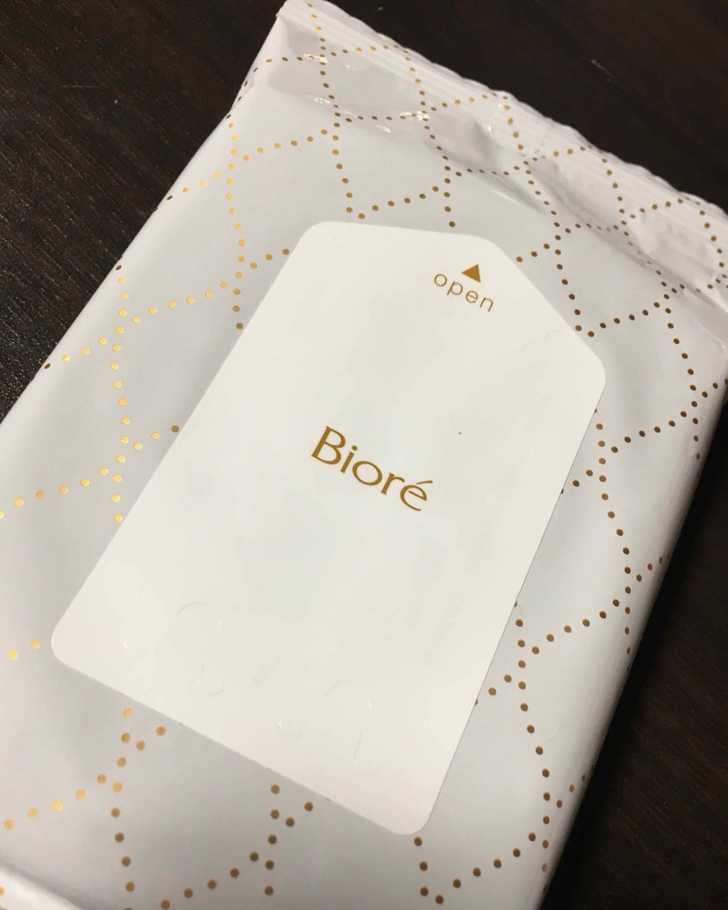 メイクの上からリフレッシュシート/ビオレ/フェイスシートを使ったクチコミ(2枚目)