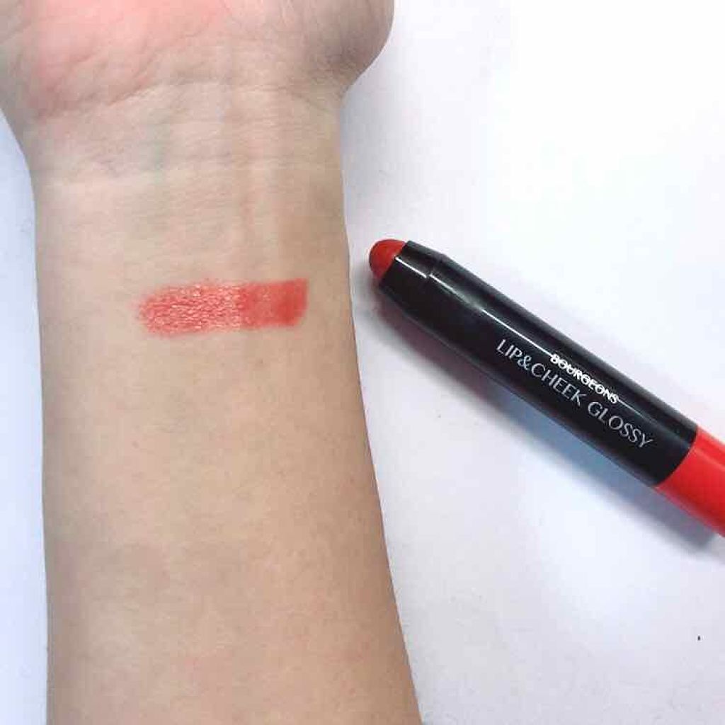 リップエッセンス(スティック) N/ettusais/リップケアを使ったクチコミ(3枚目)