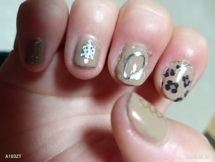 gene TOKYO ネイル/DAISO/マニキュアを使ったクチコミ(2枚目)