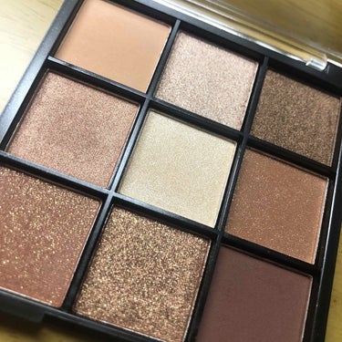 UR GLAM　BLOOMING EYE COLOR PALETTE/U R GLAM/パウダーアイシャドウを使ったクチコミ（3枚目）