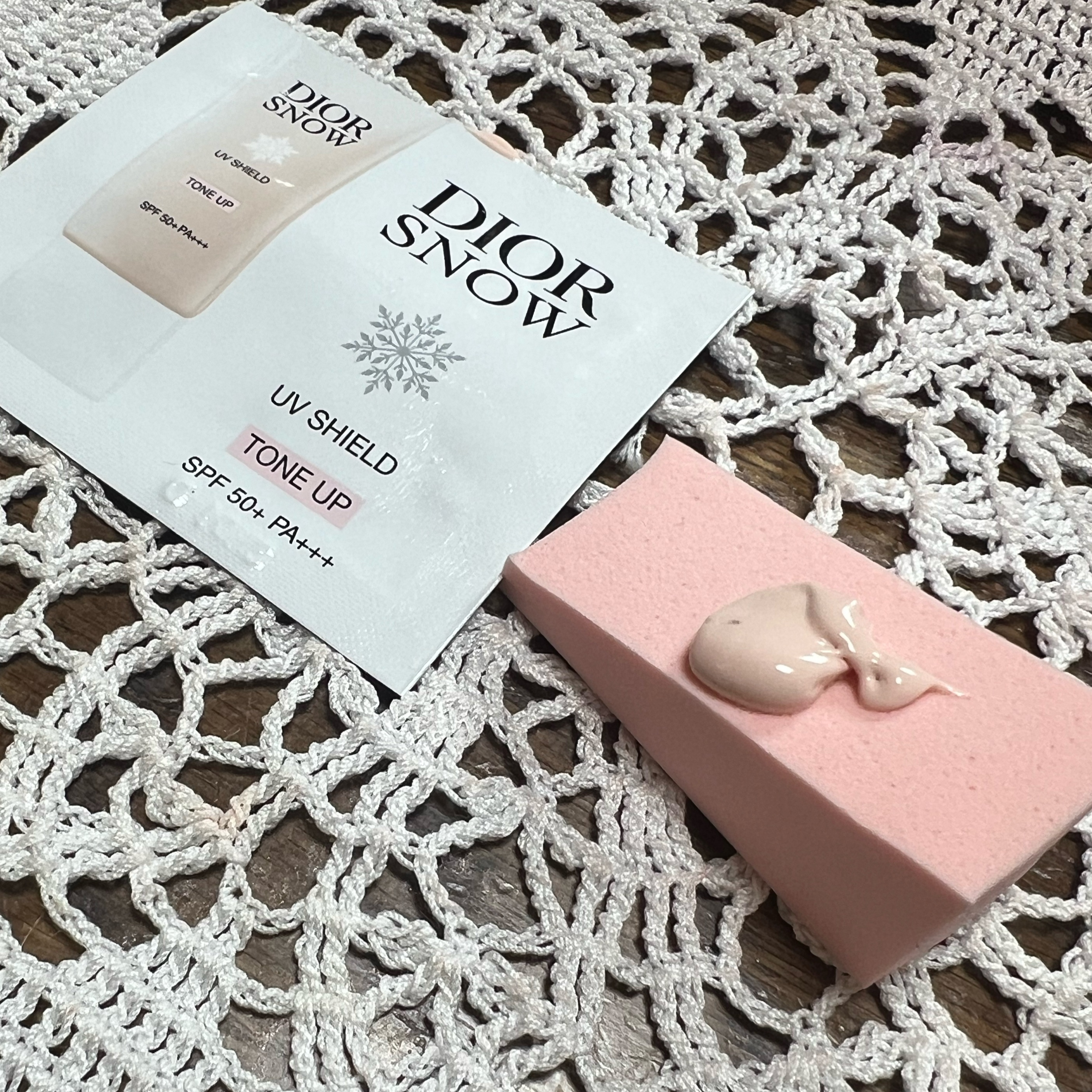 ディオール スノー UVシールド トーンアップ 50+/Dior/日焼け止めミルクを使ったクチコミ（2枚目）