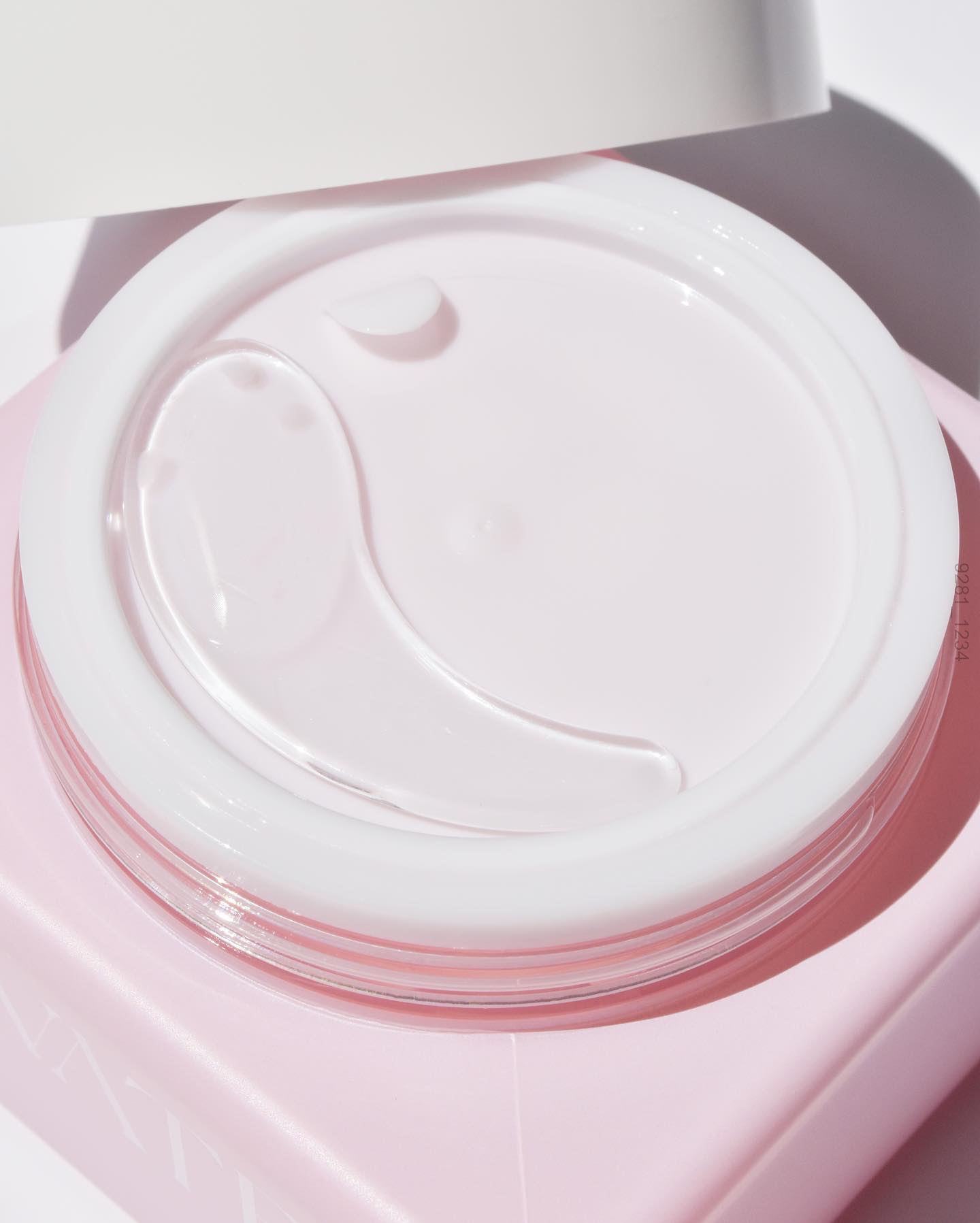 NOWATER リターンコラーゲンクリームのクチコミ「NOWATER
- Return Collagen Cream

NOWATERのリターンコラ.....」（2枚目）