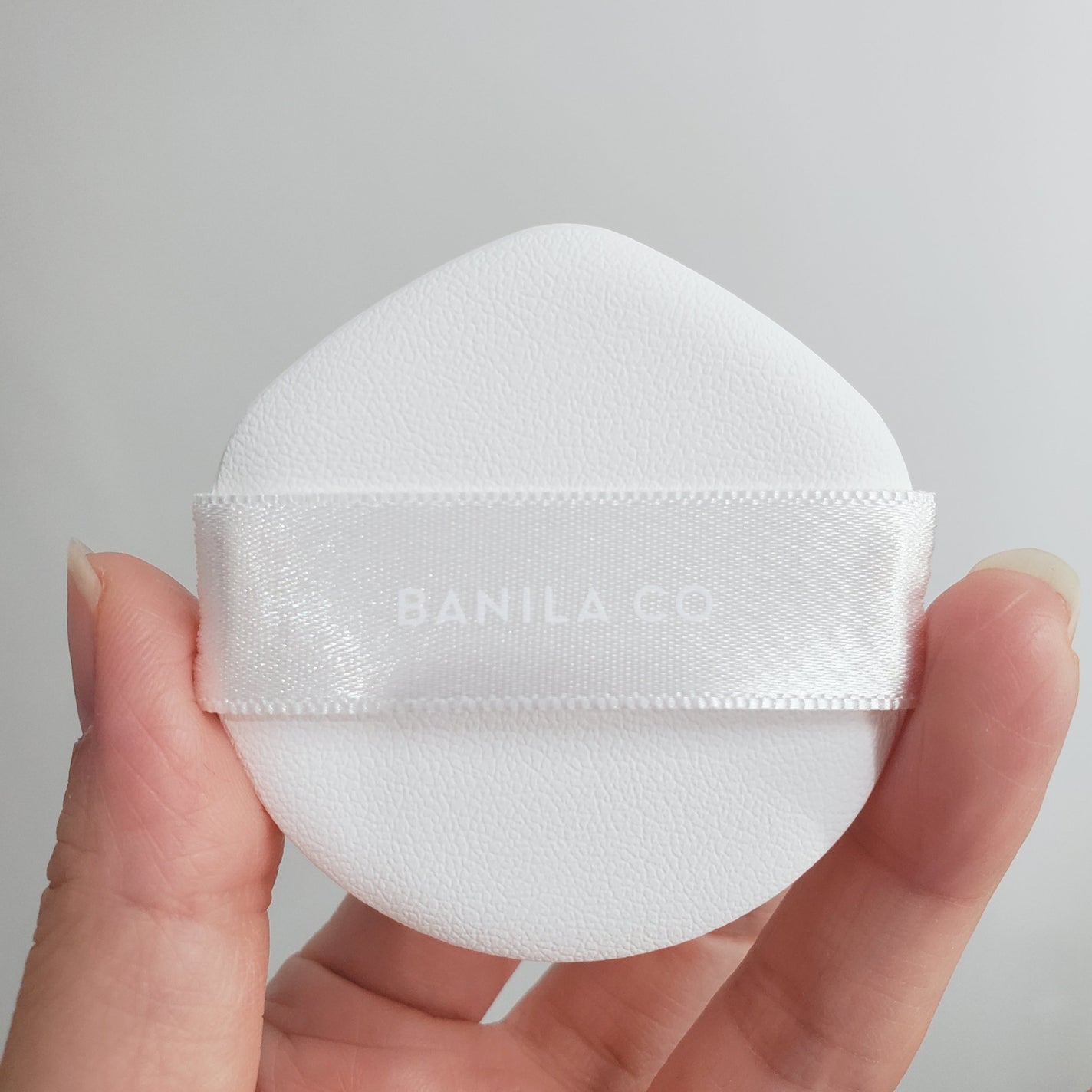 カバーリシャス アルティメット ホワイトクッション モイスチャー/BANILA CO/クッションファンデーションを使ったクチコミ(4枚目)