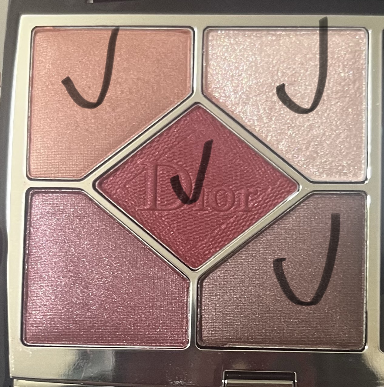 ジルスチュアート　リップブロッサム グロウ 21 burgundy dahlia/JILL STUART/口紅を使ったクチコミ（3枚目）