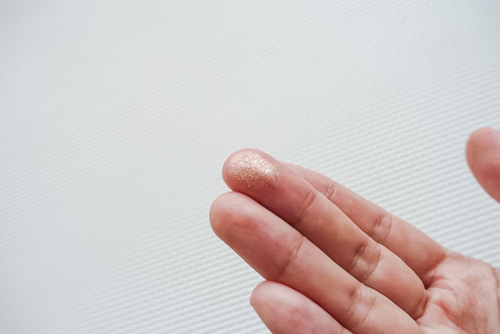 グリッタープリズム シャドウ/MISSHA/グリッターを使ったクチコミ(3枚目)