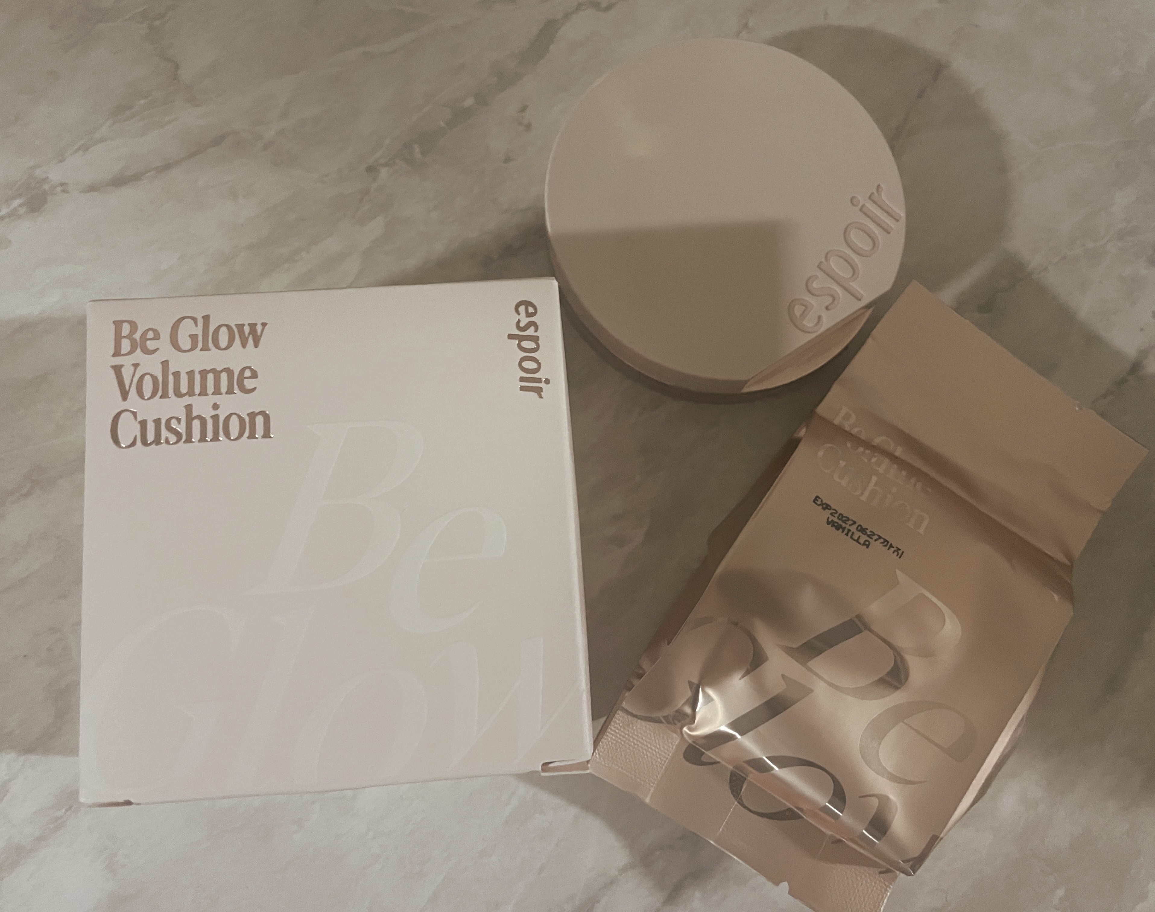 エスポア ビーグロー ボリュームクッション 20 バニラ/espoir/クッションファンデーションを使ったクチコミ（3枚目）