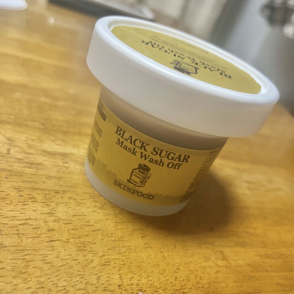 ブラックシュガーマスク ウォッシュオフ/SKINFOOD/洗い流すパック・マスクを使ったクチコミ（2枚目）