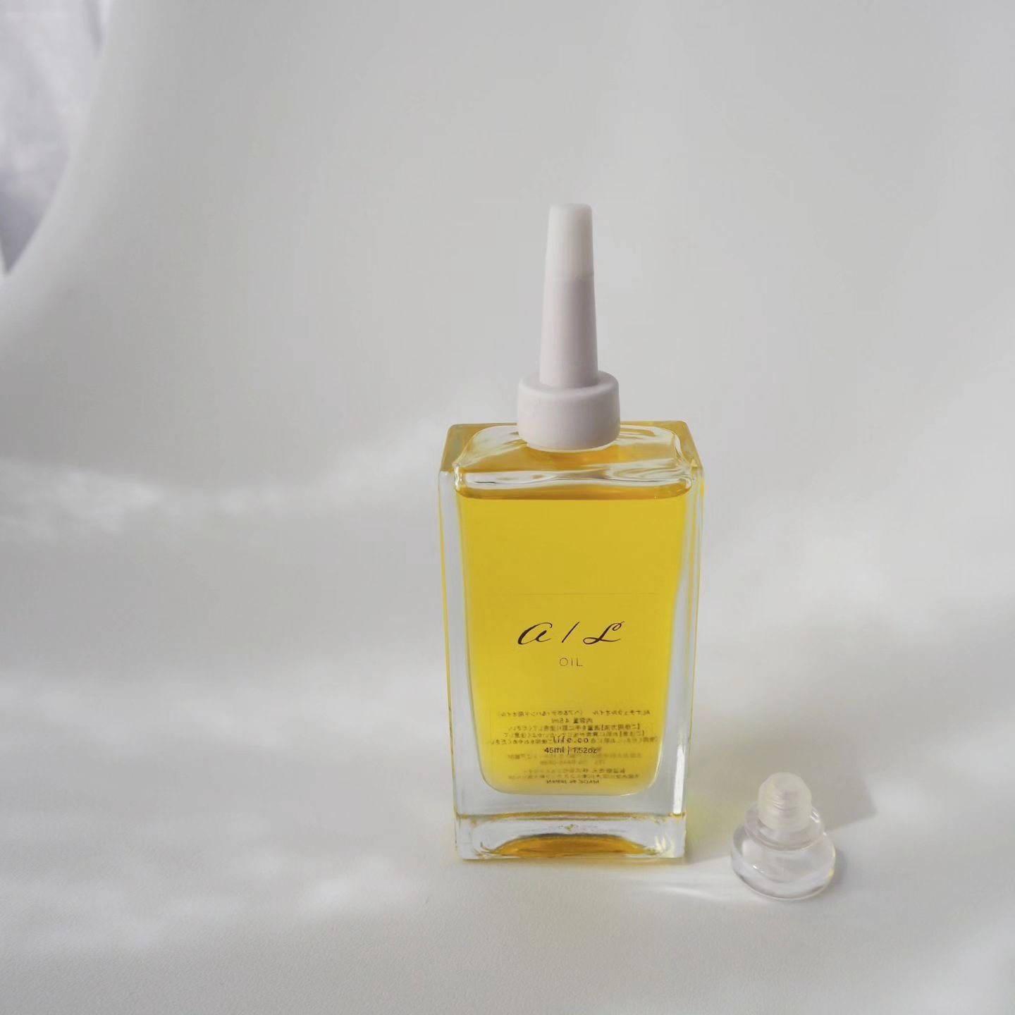 ナチュラルオイル〈ヘア&ボディ&ハンド用オイル〉/ainaLyra /ボディオイルを使ったクチコミ（2枚目）