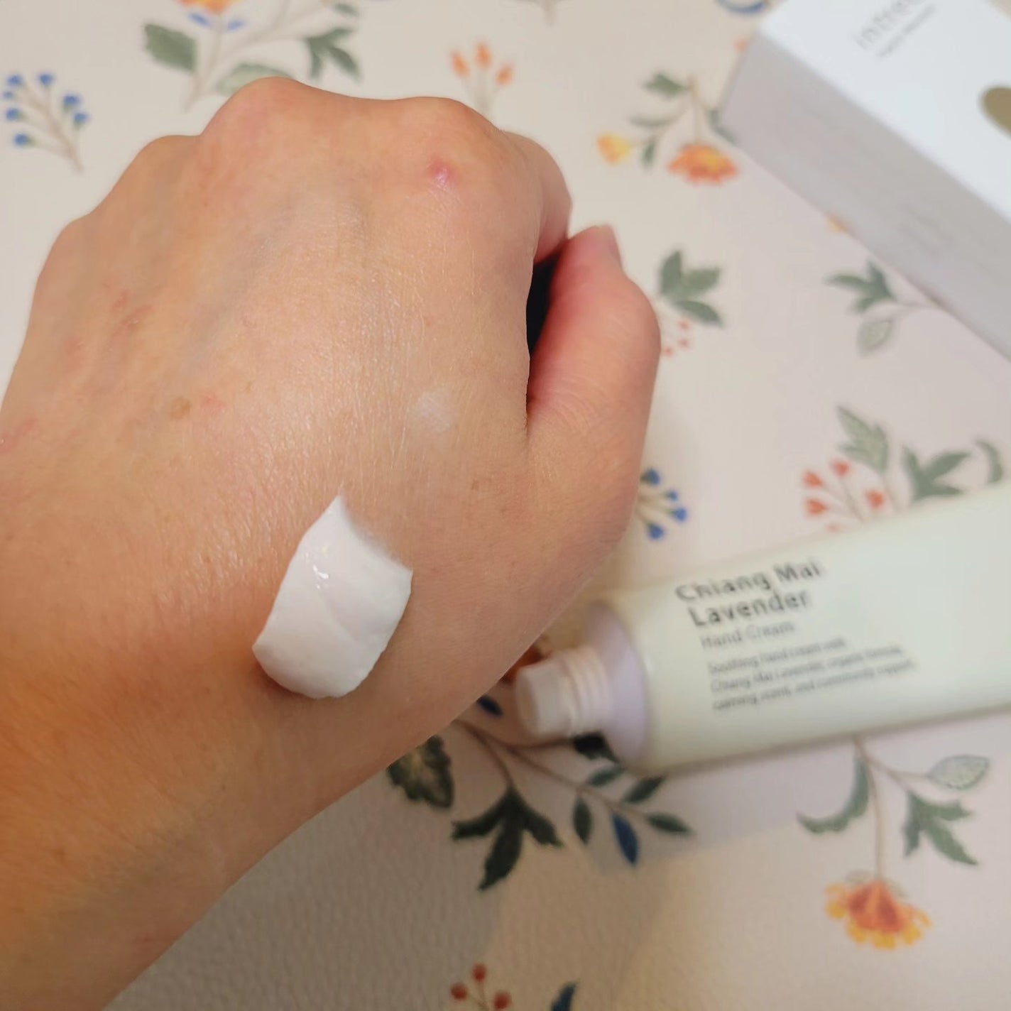 空 on LIPS 「♡••┈┈┈┈┈┈┈┈••♡インツリーラベンダーハンドクリーム..」(2枚目)