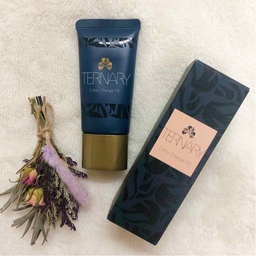 Tカラーチェンジライトタッチファンデーション/TERNARY/リキッドファンデーションを使ったクチコミ(3枚目)