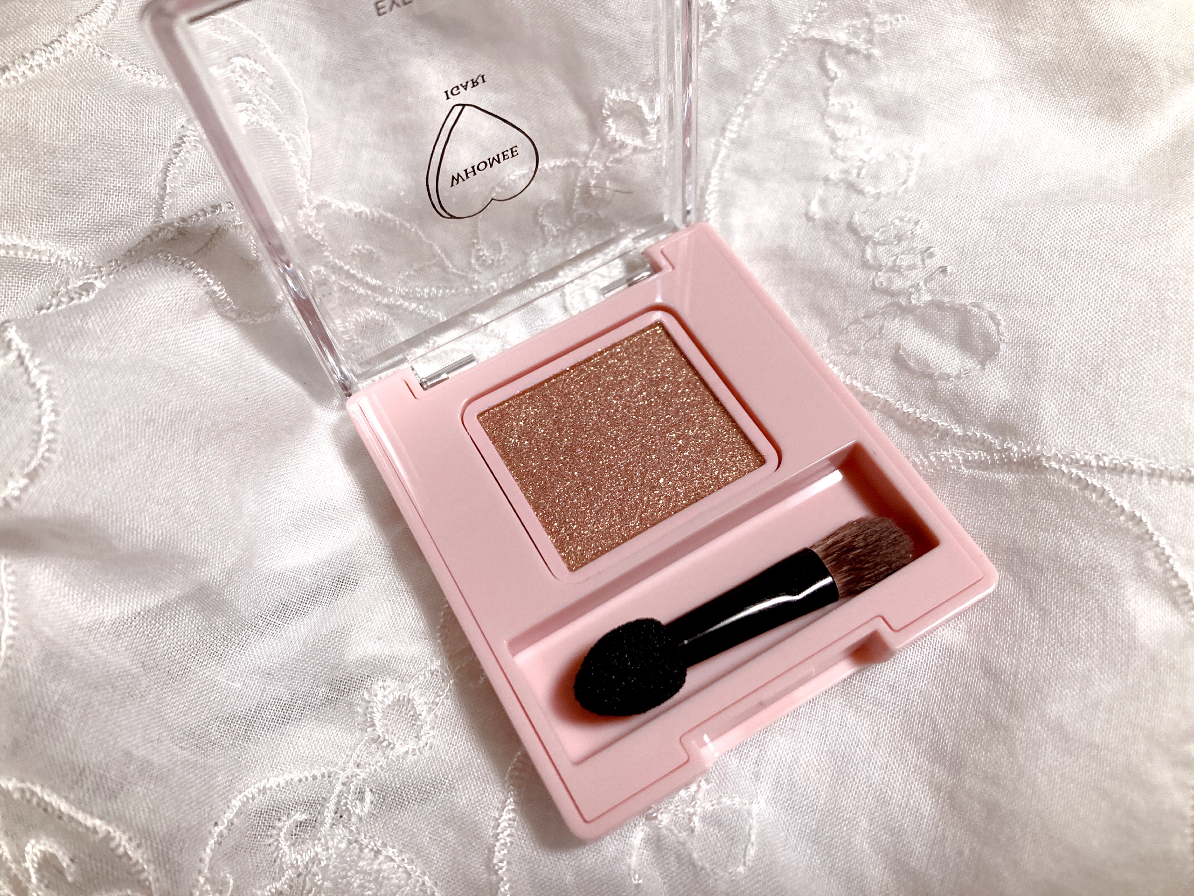 フーミー シングルラメシャドウ/WHOMEE/単色アイシャドウを使ったクチコミ（2枚目）