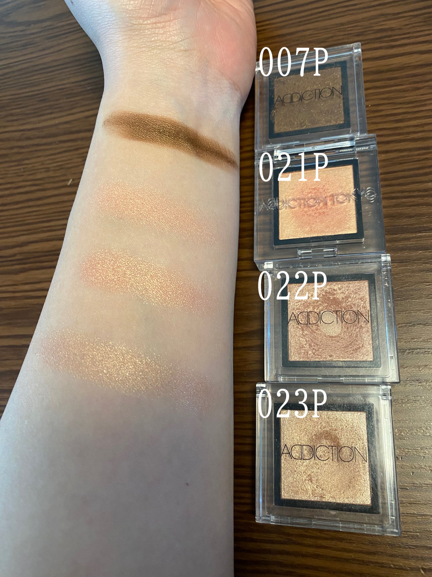 アディクション ザ アイシャドウ パール/ADDICTION/単色アイシャドウを使ったクチコミ(2枚目)