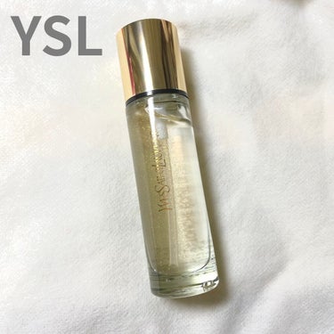 YVES SAINT LAURENT BEAUTE
ラディアント タッチ ブラープライマー

ファンデーションの毛穴落ちが気になり
購入しました。

こちらの商品は SNSで人気で口コミも評価高買ったで