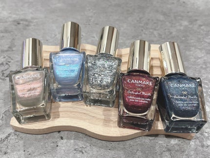 カラフルネイルズ/キャンメイク/マニキュアを使ったクチコミ(1枚目)