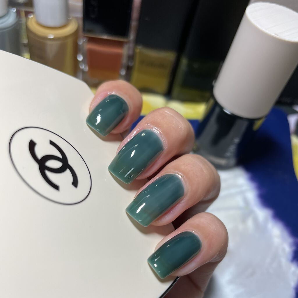 RMK ネイルラッカー 15 Tropic Green トロピック グリーン/RMK/マニキュアを使ったクチコミ（3枚目）