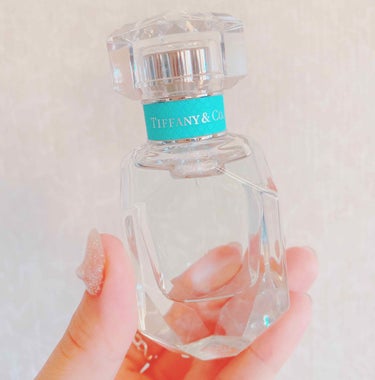 tiffany&co.  ティファニー　オードパルファム♡

みんなの憧れティファニーにて香水をゲットしました。
個人的なイメージでティファニーの香水ってちょっと重めかな？って思っていたのですが、香りは