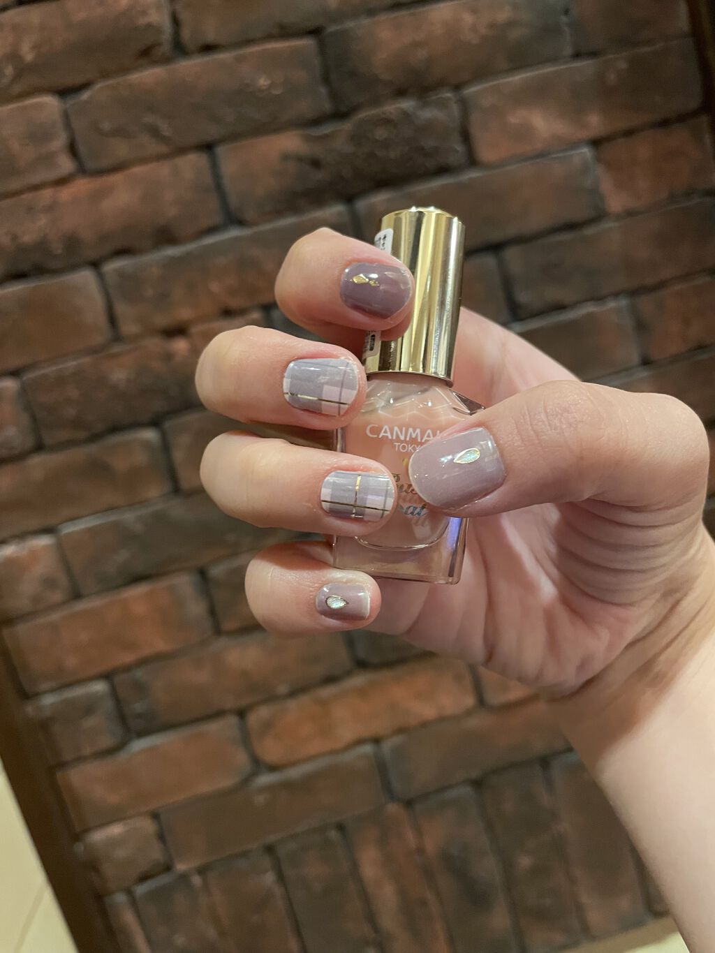 ジェルネイルシール/キャンドゥ/ネイルシールを使ったクチコミ（2枚目）