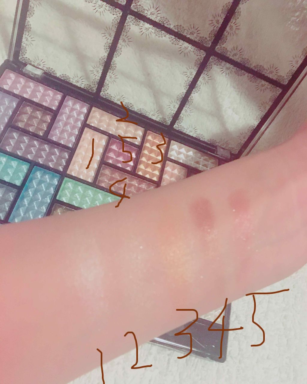 30COLORSEYESHADOWPALETTE/Dolly Angel/アイシャドウパレットを使ったクチコミ(2枚目)