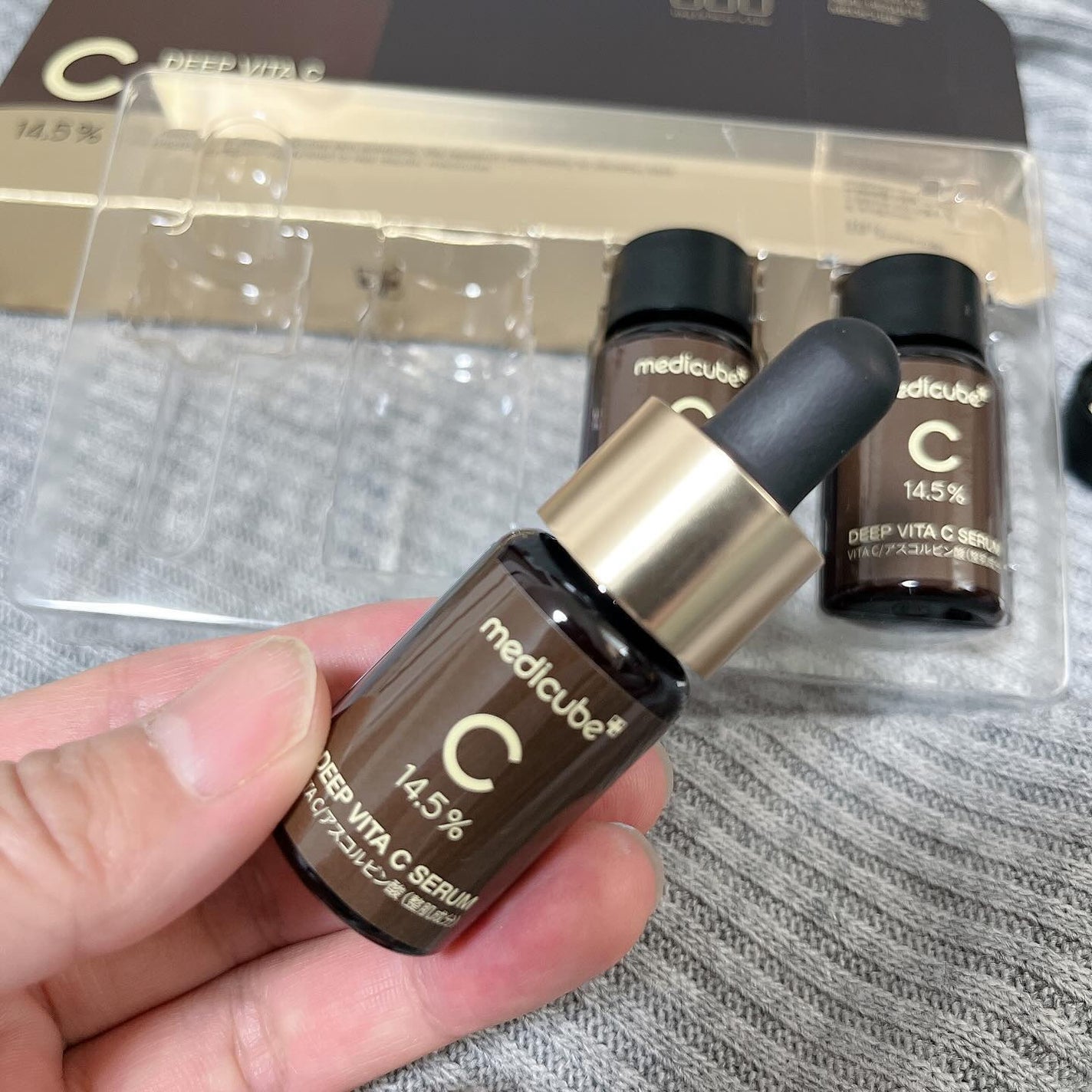 ディープビタCアンプル2.0/MEDICUBE/美容液を使ったクチコミ(6枚目)